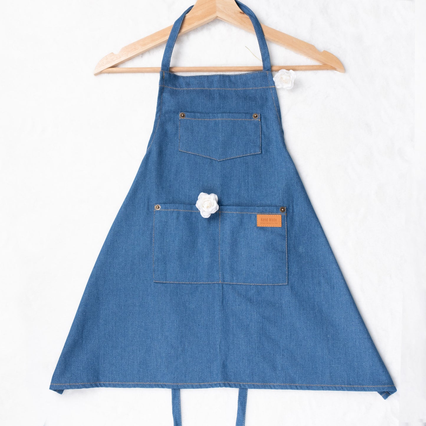 Customizable Kid's Apron: Style and Personal Touch - MTWORLDKIDS.COM